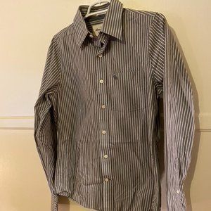 Abercrombie & Fitch long sleeve pinstripe button down dress shirt - Small (S)